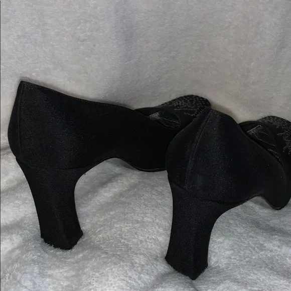 Stuart Weitzman Black Satin Heels w/Beadwork- NICE - Picture 7 of 12